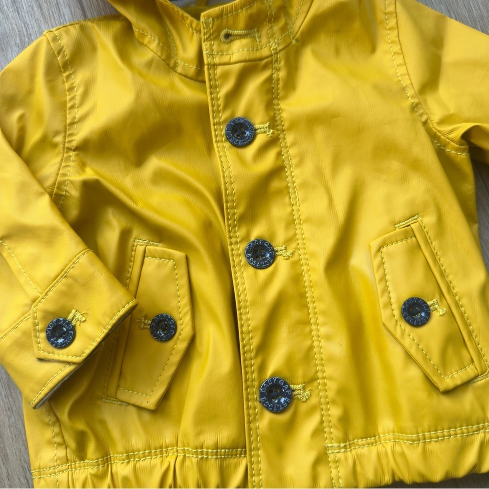 Baby Gap 0-6M Yellow Hooded Rain Jacket Waterproof Spring Coat - Picture 3 of 10